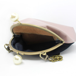 Vintage Style 2 Colours Leather Cross Body Clasp Bag- Pearl 6枚目の画像