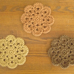 コットン100%✿オリジナルお花の手編みコースター・ドイリー✿ナチュラル3色セット 2枚目の画像