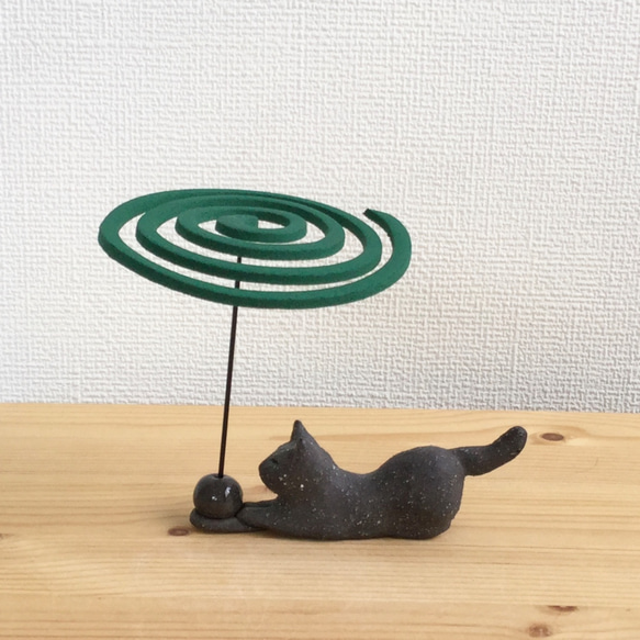 ねこの蚊遣、お香立て 2枚目の画像