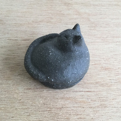 陶器の黒猫の香合 2枚目の画像