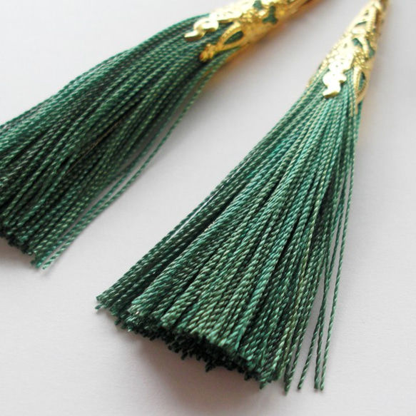 【いわていろ】ロングタッセルパーツ絹糸　濃いめグリーン限定1セットその２ 3枚目の画像