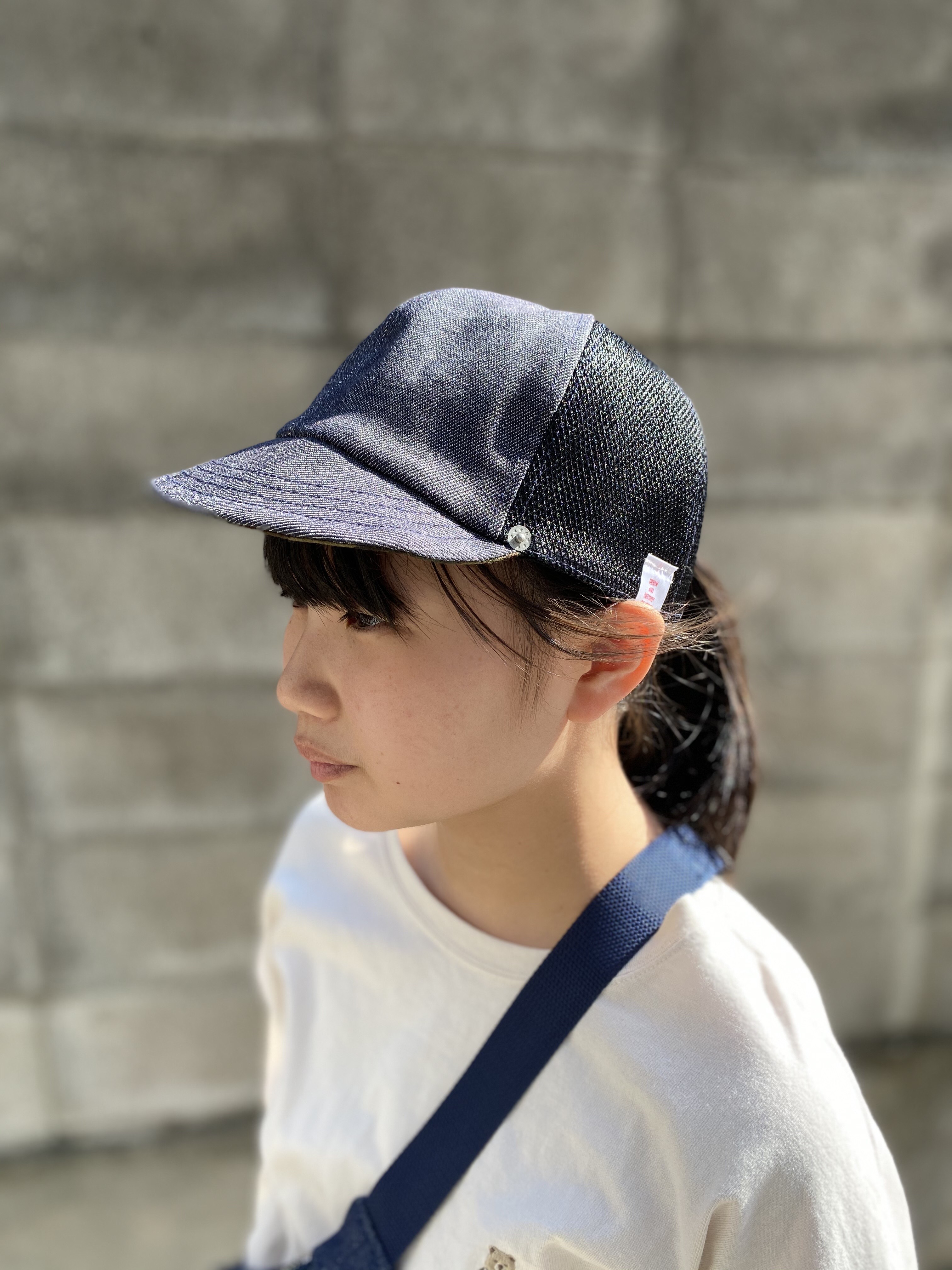Yumin ha メッシュキャップ New jeans着用
