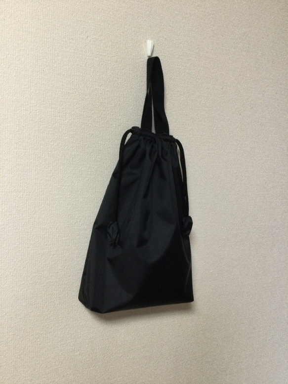 ナイロンタフタ黒色無地上履き入れ　25×30　体育館シューズ袋（シューズケース、巾着袋、撥水生地） 3枚目の画像