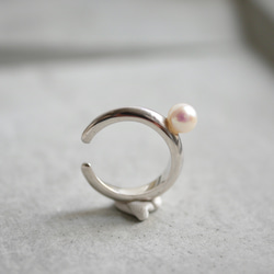 0008 ear cuff  SV925×pearl -YOSHIMI NOGUCHI JEWELRY- 7枚目の画像