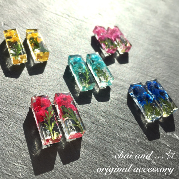 氷中花　かすみ草　earring/pierce　 Blue 4枚目の画像