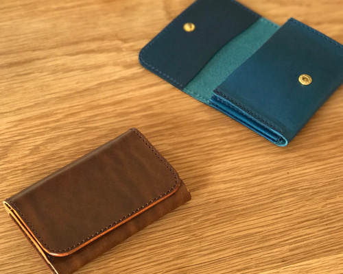 ウーゴカッチャトーリ/名刺/カードケース Ugo Cacciatori（ウーゴカッチャトーリ）の「Leaf Flame card