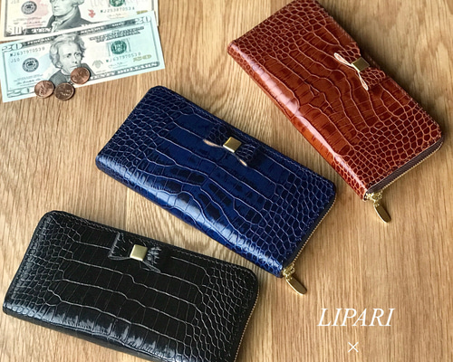 クロコ型押し革リパリ×栃木レザーのリボン付きラウンド