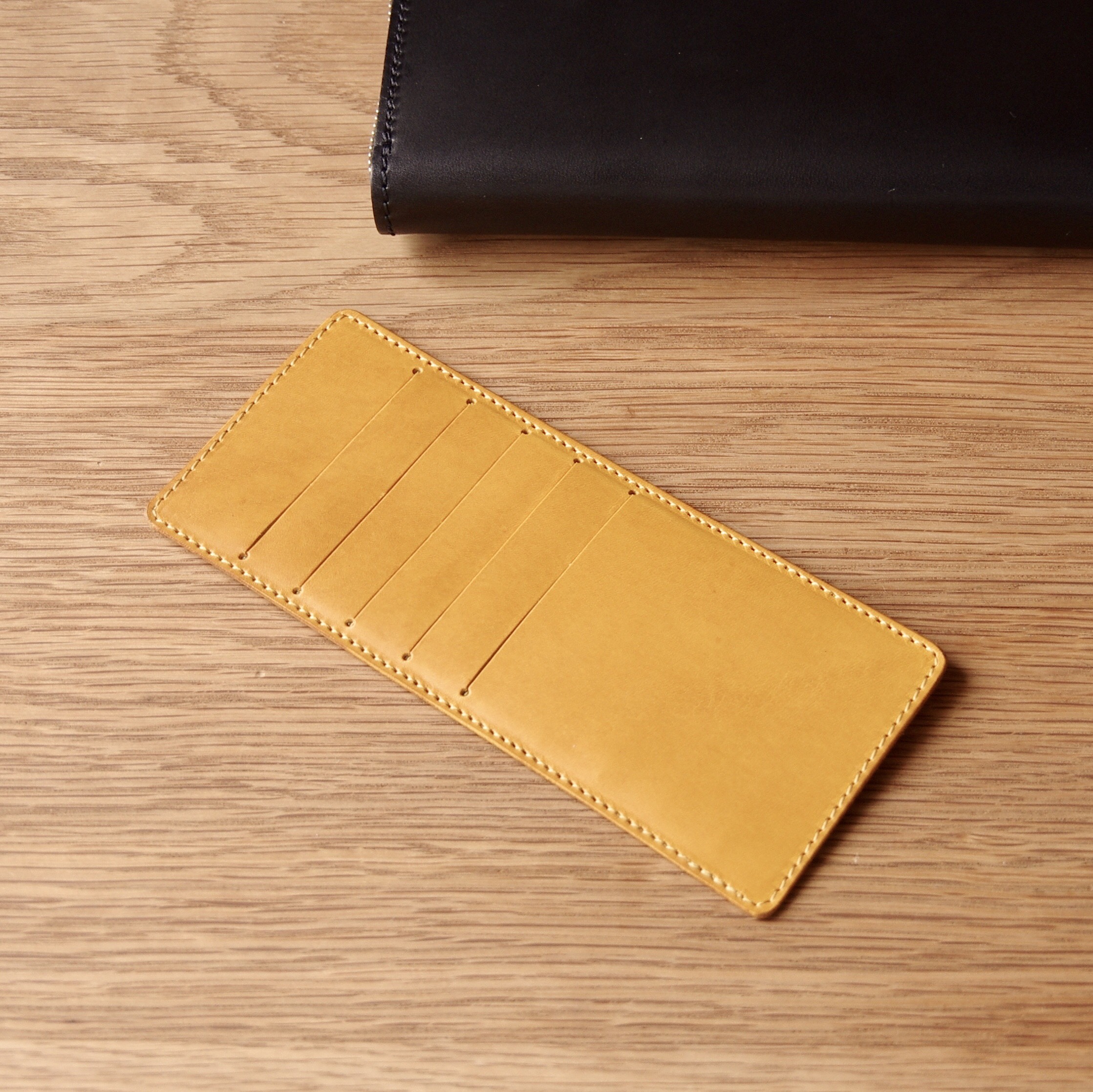 インナーカードケース ブッテーロ15色よりお好きなカラーでお作りします。