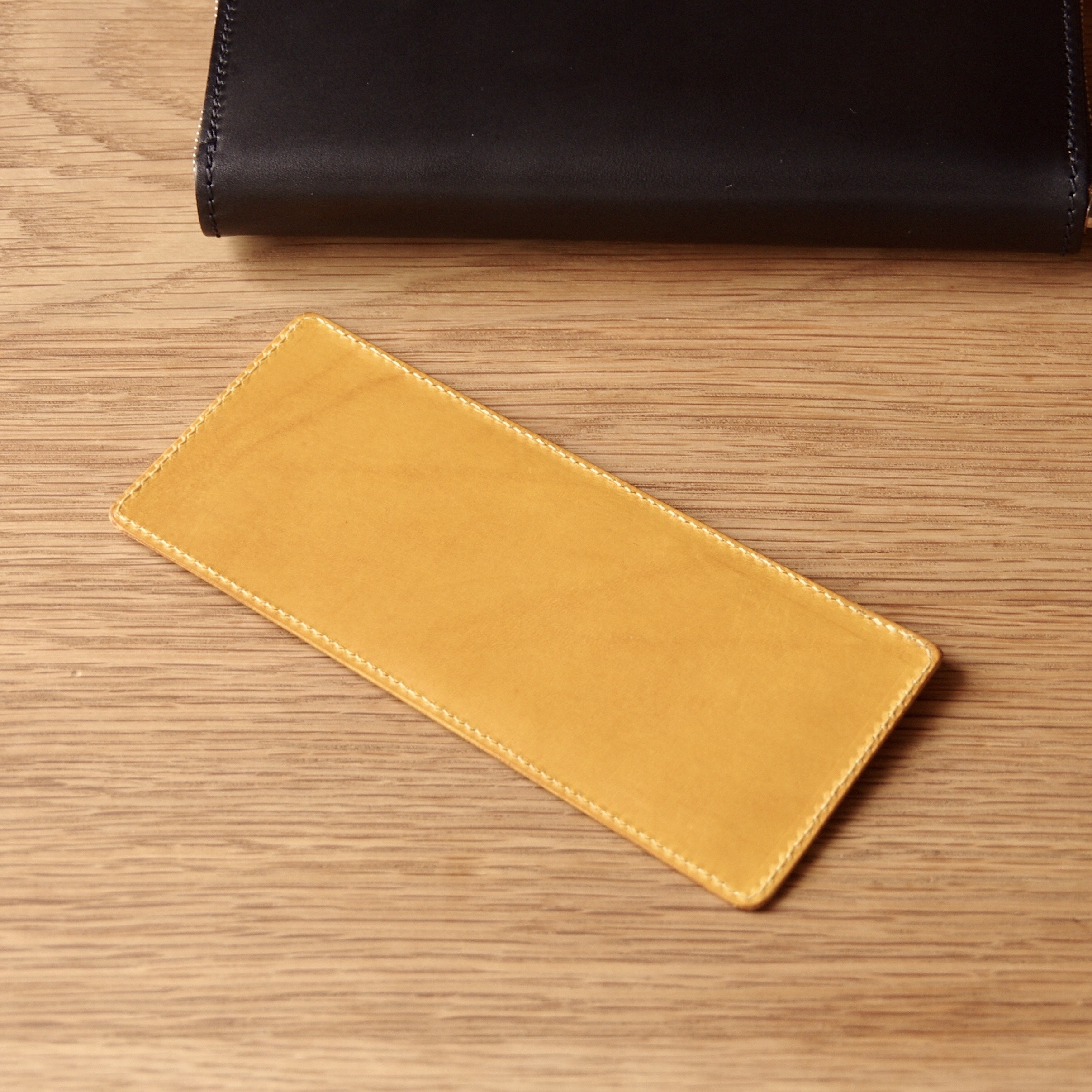 インナーカードケース ブッテーロ15色よりお好きなカラーでお作りします。