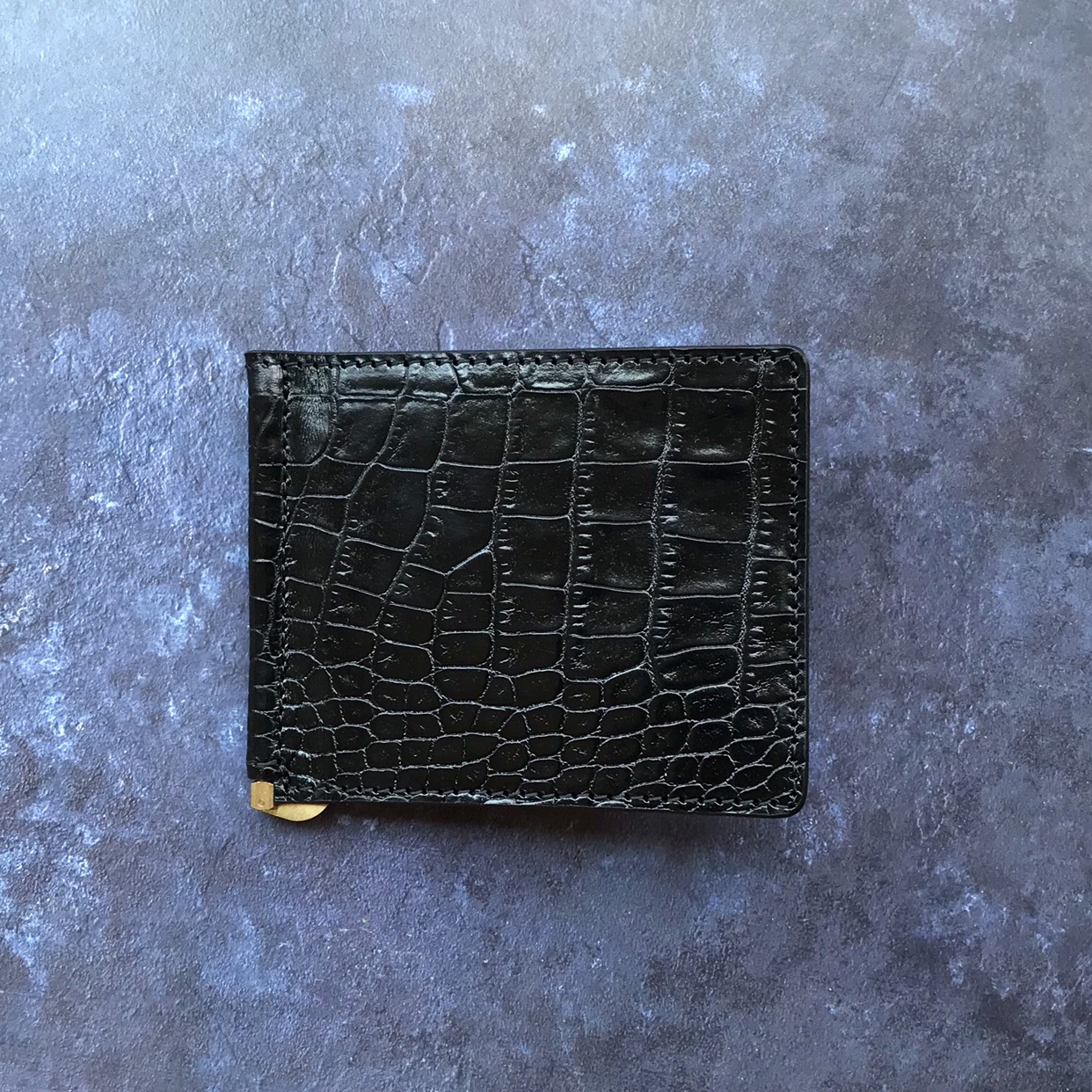 ✨美品✨モンブラン 二つ折り クロコ型押し レザーマネークリップ 黒×茶 k20048_91.jpg