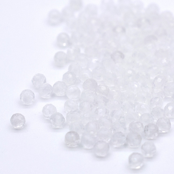 水晶 クォーツ 50粒 極小 2mm ベビービーズ 天然石 小粒 カラーストーン クリスタル 透明 1枚目の画像