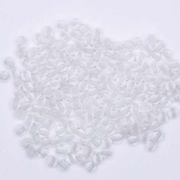 水晶 クォーツ 50粒 極小 2mm ベビービーズ 天然石 小粒 カラーストーン クリスタル 透明 2枚目の画像