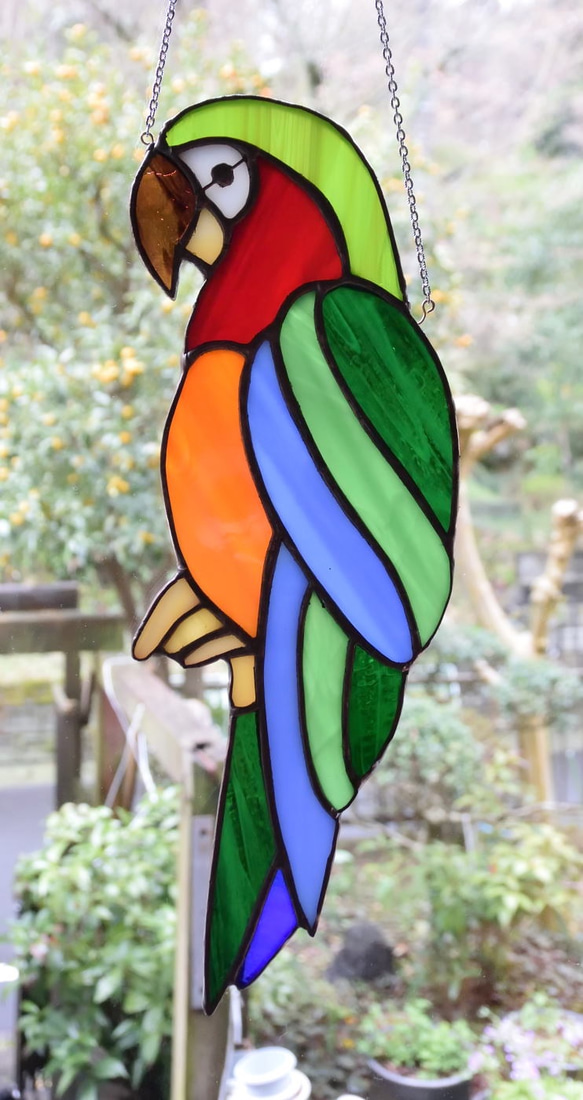 ステンドグラスの壁飾り オウム(緑) サンキャッチャー HourGlass 通販