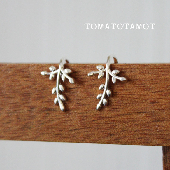 リーフピアス フックピアス A-225 1枚目の画像