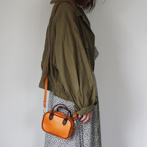【美品】OLDCOACH ポーチ ポシェット メイクポーチ ハンドバッグ 茶色 美品】OLDCOACH ポーチ ポシェット メイクポーチ ハンドバッグ