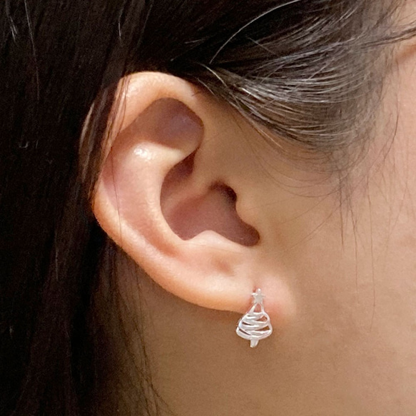 クリスマスに★ツリーとトナカイのピアス A-057 2枚目の画像