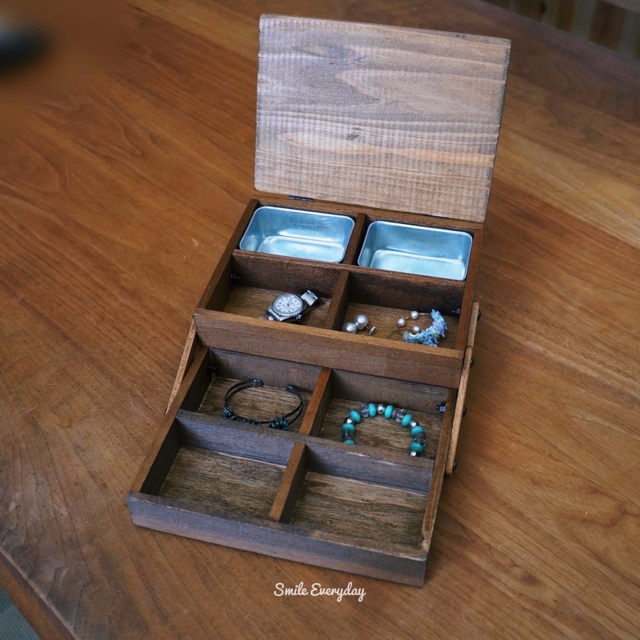 【creema限定】木の暖かみのあるスライドするアクセサリー収納　小物収納　アクセサリーボックス