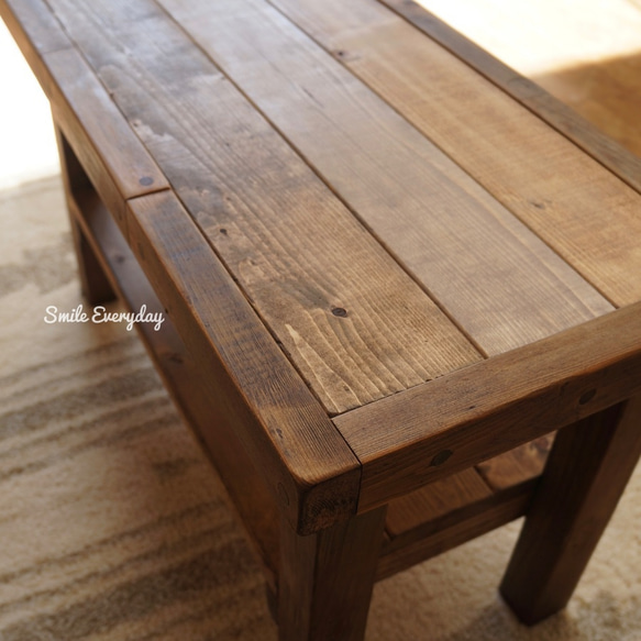 アンティークな感じがかわいい　ローテーブル  ミニ　木製　無垢材 2枚目の画像
