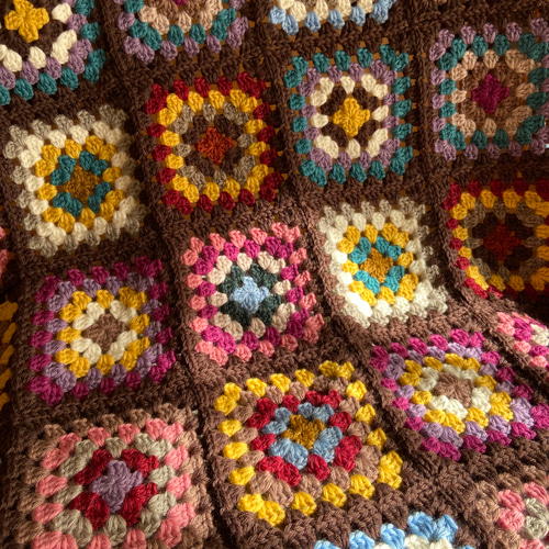 かぎ針編み*グラニースクエア*モチーフつなぎ*ブランケット*ソファ