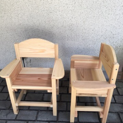 子供椅子 肘掛け付き　木製　吉野杉 3枚目の画像