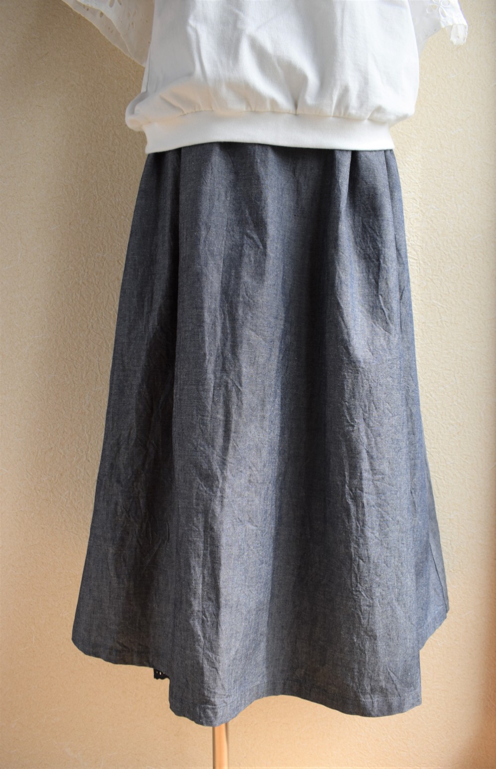 送料無料：＜一点物＞コットンリネンのスカート 4,698円