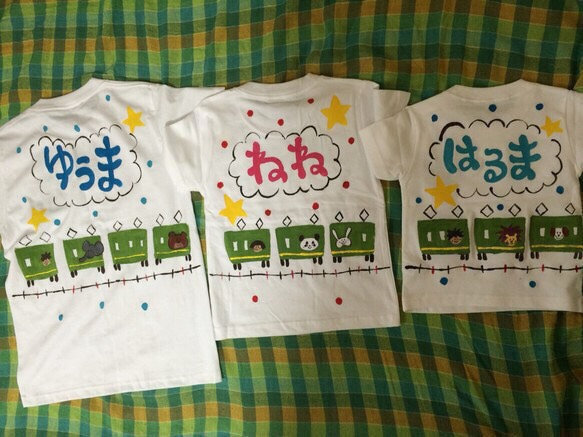 3きょうだいで繋がるTシャツ 4枚目の画像