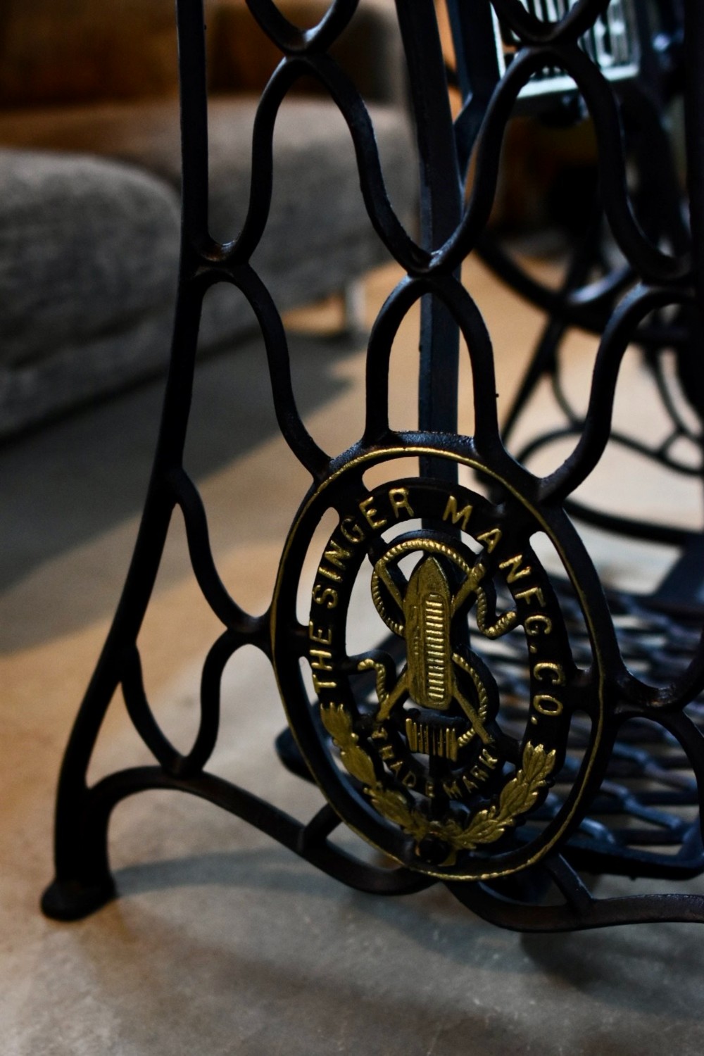 singer網脚/ ダイニングテーブル　天板サイズ変更可　130㎝×60㎝　テーブル　食卓　机　デスク