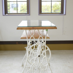 SINGER網脚白　アンティークネイルテーブル　85×43㎝　シャビー　ネイルサロン　　ねいる　デスク　ヘアサロン　　 2枚目の画像