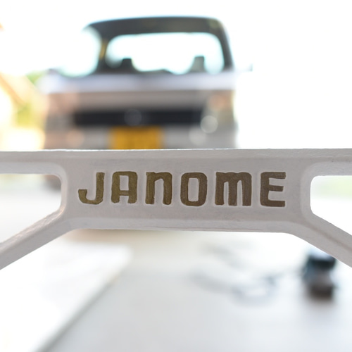 1065 白ペンキのミシンテーブルデスク学習机レトロビンテージ