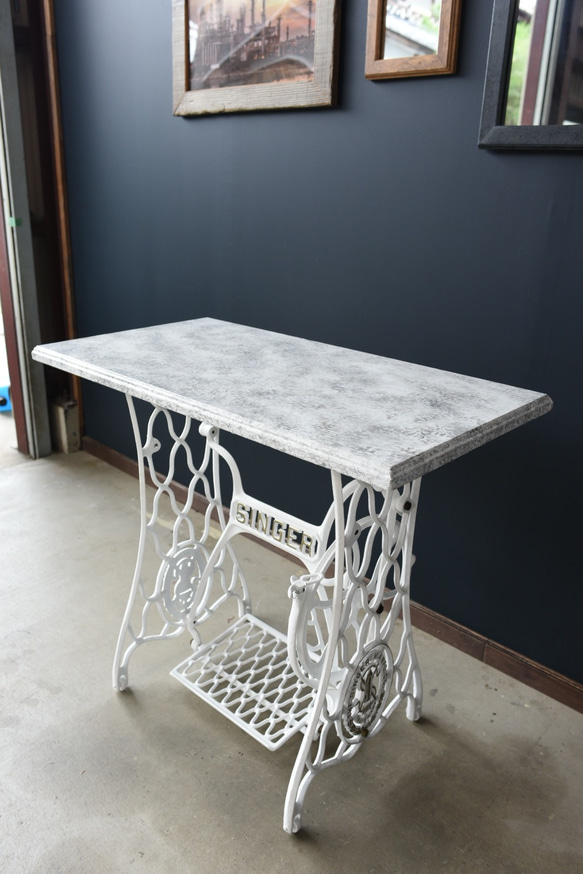 white & gray エイジング塗装 アンティークミシンテーブル 85×45