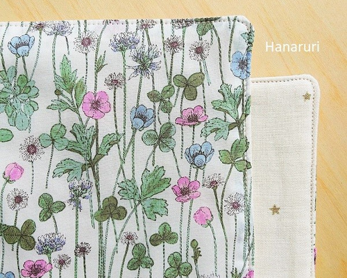 ハンドメイドガーゼハンカチ　リバティ（ドーセットローズ）ピンク×カーキ ハンドメイドガーゼハンカチリバティ（ドーセットローズ）ピンク×カーキ