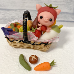 こねこね 樹脂粘土 ぶたさんの野菜かご ミニチュア 粘土細工