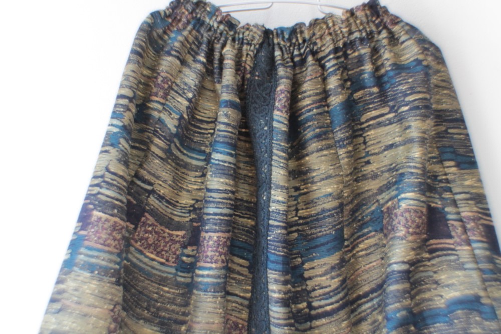 ☆シルク着物スカート☆ブラックレース付/31ks67