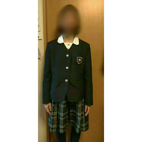 制服そっくり人形 5枚目の画像