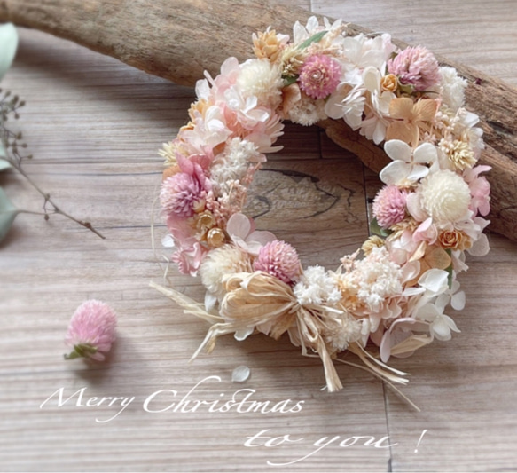 ミニリース ピンクと白の千日紅で優しさとありがとうをあなたに