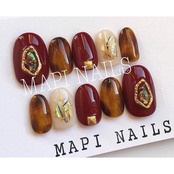 ✳︎ボルドーべっ甲ネイル✳︎ ネイルチップ（つけ爪） NAILS .by.MARi