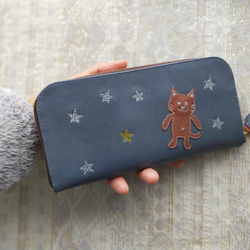 刺繍革財布『STARs＆cat』ashBLUE（牛革）ラウンドファスナー☆スリムタイプ☆ 5枚目の画像