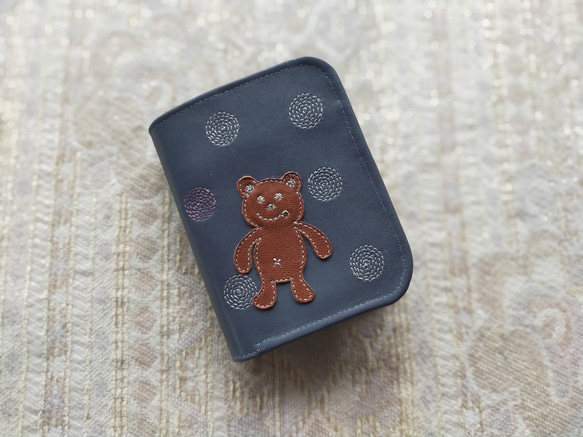 刺繍革財布『SHABON＆bear』アッシュBLUE（牛革）二つ折り財布☆コンパクト☆ 5枚目の画像