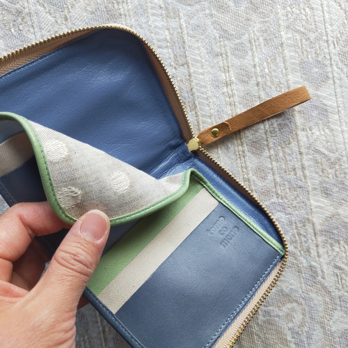 刺繍革財布 『幸せな青い鳥』 アッシュBLUE (牛革) 二つ折りミニ財布