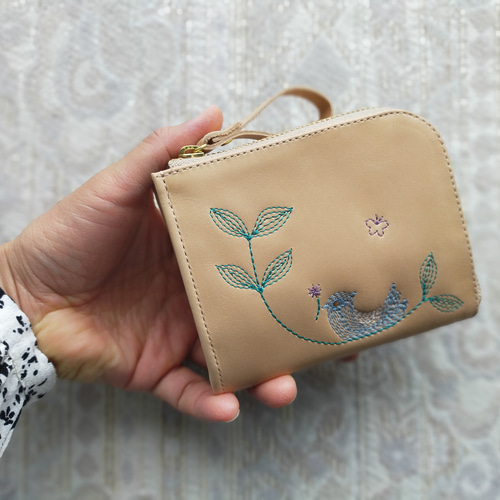 刺繍革財布 『幸せな青い鳥』牛ヌメナチュラル☆ 二つ折りミニ