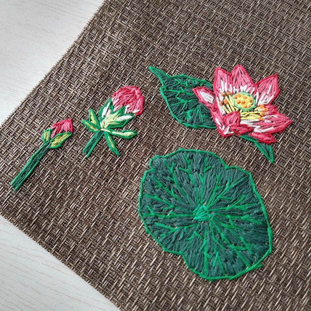 金ちゃんです　鳳凰花紋刺繍　ランチョンマット５点　^_^他２点 金ちゃんです　鳳凰花紋刺繍　ランチョンマット５点　^_^他２点