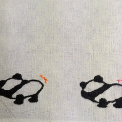子パンダの手刺繍ランチョンマット 3枚目の画像