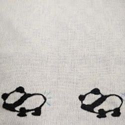 子パンダの手刺繍ランチョンマット 4枚目の画像