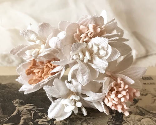 フランスアンティーク　布花　ブーケ フランスの古い布花・白いお花のブーケ その他素材 petiteboite