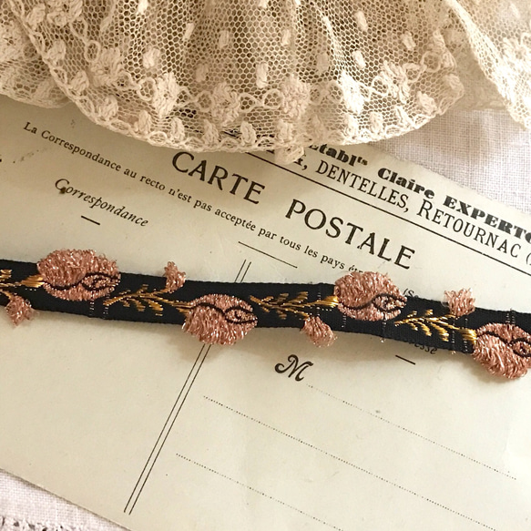 フランスのヴィンテージ刺繍リボン・ベージュピンクの薔薇50cm 4枚目の画像