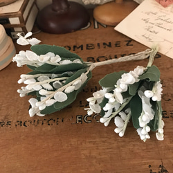 フランスの古い布花すずらんブーケ 1枚目の画像