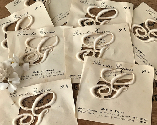 フランスのアンティーク刺繍用イニシャルモノグラムシートG・No