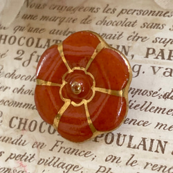 ヴィンテージ陶器ボタン・赤いお花 3枚目の画像