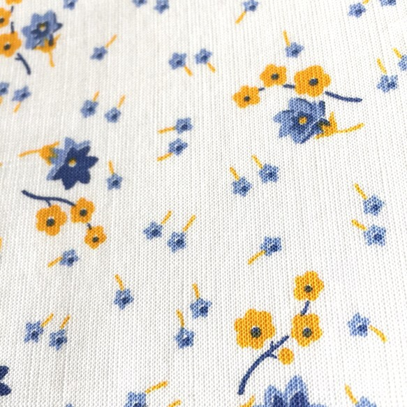 フランスのアンティーク布・白にブルーと黄色のお花 2枚目の画像