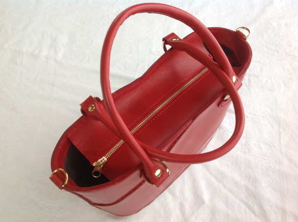 ［受注制作］ヌメ革製トートバッグ（ショルダーベルト付き・赤色・その他選択可） 5枚目の画像
